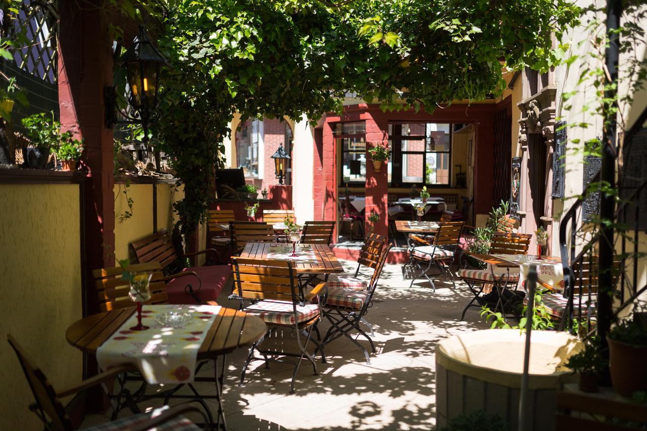 Hotel Reichsschenke Zum Ritter Gotz "Garni" เคิร์ฟ ภายนอก รูปภาพ